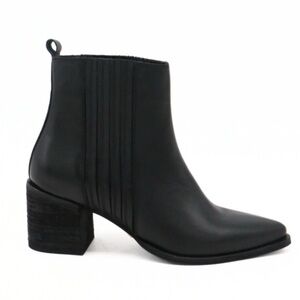 Stagecoach western chelsea booties Black leather women Ankle Boots